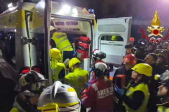 a murit romanul prins sub daramaturi la roma a ajuns la spital dupa 12 ore dar inima lui a cedat 6909a257c5121