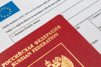 a te deplasa liber in europa este un privilegiu nu un drept ue inaspreste regulile pentru vizele rusilor 690de51843db4