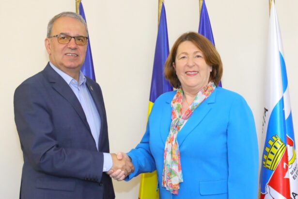 ambasadorul tarilor de jos i a promis primarului chitac ca va aduce la constanta oameni de afaceri olandezi 6920721e34011