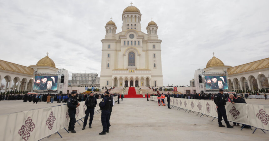 analiza catedrala mantuirii neamului o provocare pentru moscova este o competitie de putere soft 69098aa747650