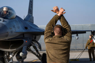 atacuri rusesti la nord de dunare mapn a ridicat patru avioane cu misiunea de angajare a tintelor daca patrundeau in spatiul aerian 6909b16109981