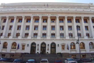 banca nationala a romaniei avertizeaza un document fals circula online sub sigla institutiei 690b60cd40d08