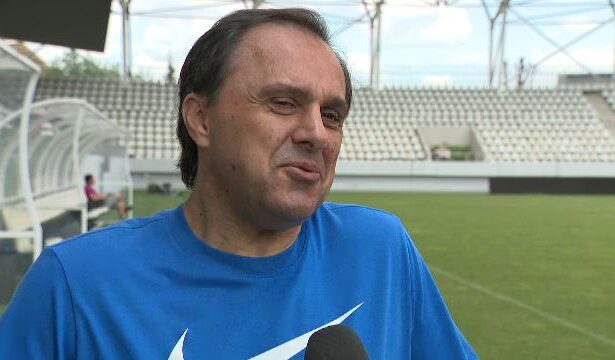 basarab panduru a ironizat o vedeta de la fcsb nu stau mi e frica imi vine mingea in cap 690d8f52e8f79