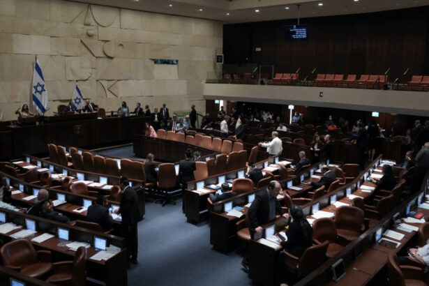 comisia pentru securitate nationala din parlamentul israelian a aprobat o lege care introduce pedeapsa cu moartea pentru teroristi 6908f6fee3fa5