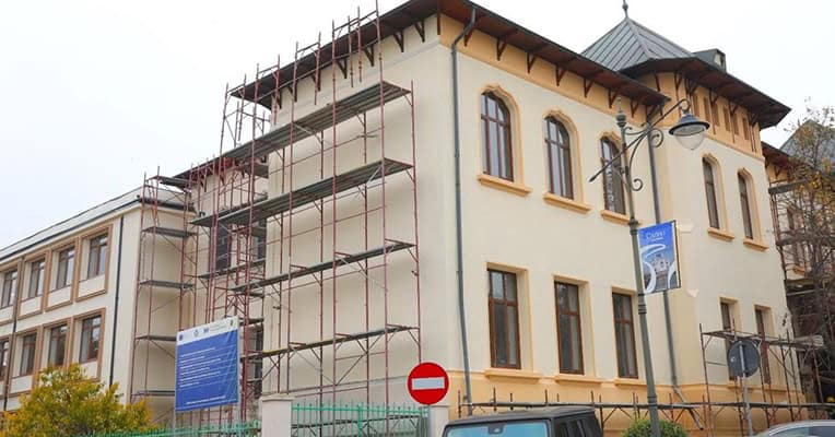 constanta lucrarile de modernizare si reabilitare a colegiului national mihai eminescu au ajuns la un stadiu de executie de 90 691d9998ad6ad