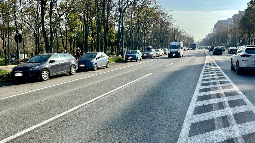 constanta sc confort urban continua lucrarile pentru crearea benzii unice pe bulevardul alexandru lapusneanu 692061b1108d8