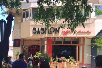 disputa in instanta pe tema regulamentului activitatilor comerciale din constanta continua reclamantii inclusiv felicia ovanesian au pierdut o cerere 690bf38740fac