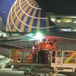 doua avioane s au ciocnit pe pista unui aeroport din new york accidentul influentat de criza politica din sua 69073178208e8