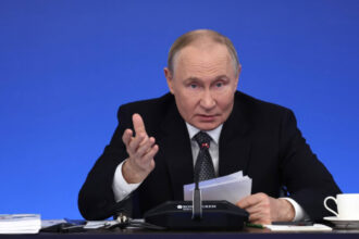 europa ar trebui sa se pregateasca de un razboi rece avertizeaza un disident rus va dura cel putin zece ani 690dec5e1ef2f