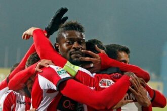 ex dinamo cfr si petrolul jeremy bokila a semnat intr un campionat puternic din europa becali il compara cu thierry henry 690f51569c9d8