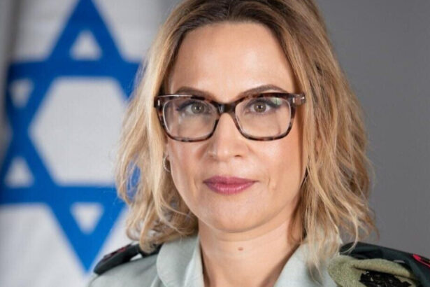 fosta sefa juridica a idf arestata pentru divulgarea de imagini cu violente ale israelienilor impotriva detinutilor palestinieni 69089f18aa34e