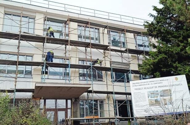 foto continua lucrarile de modernizare a scolii gimnaziale nr 23 constantin brancoveanu 69259c8593501