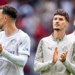 foto emotie pura in champions league gestul fanilor lui psv inaintea meciului din grecia esti mort doar cand esti uitat 690a5c2d601c4