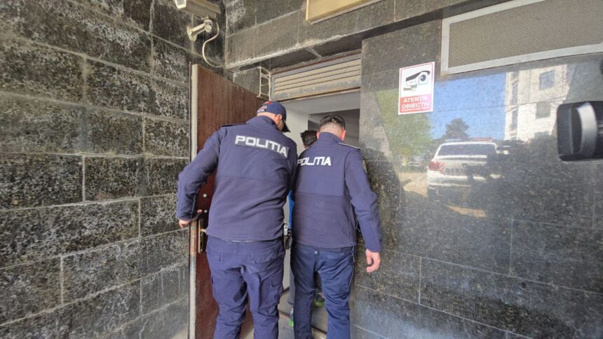 foto trafic de narcotice langa gara cfr constanta trei persoane au fost incatusate 69089733bbd18