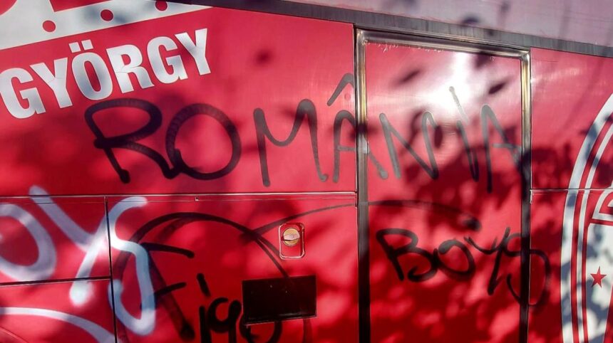galerie foto autocarul lui sepsi a fost vandalizat reactia formatiei covasnene 6907614a4065a
