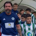 galerie foto il recunosti a castigat trei trofee cu dinamo si inca joaca fotbal la 50 de ani 691272ea77b7d