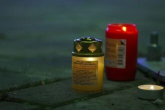 galerie foto mesajul afisat pe stadionul din ghencea in ziua in care emeric ienei a murit 690b8dee12b74