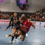 gloria bistrita a mai facut o victima in liga campionilor la handbal feminin serie formidabila 6910c5fa67d63