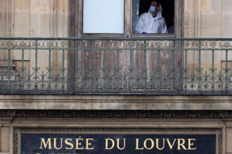 greseala copilareasca care a dus la jaful spectaculos de la luvru care era parola de acces in sistemul de supraveghere al muzeului 6908d3d80bb67