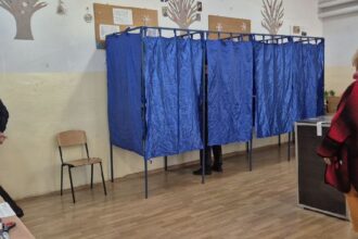 iata componenta biroului electoral judetean constanta pentru alegerile partiale din lumina si dobromir 690f716e8a344