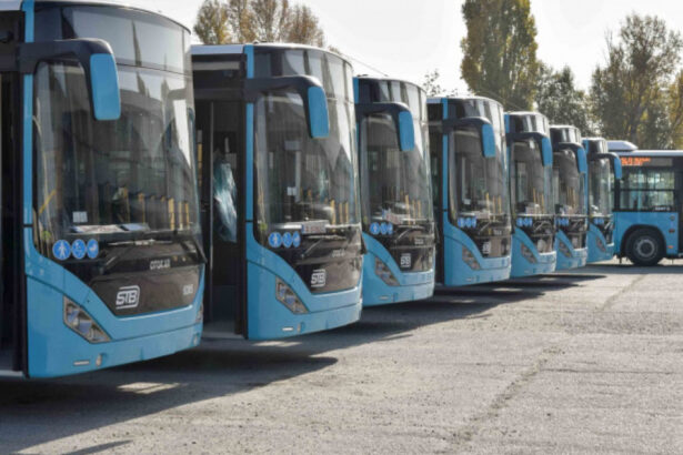 inmatricularile noi de vehicule au crescut cu 197 in trimestrul trei din 2025 cele mai mari cresteri sunt la autobuze si microbuze 6909df1479291