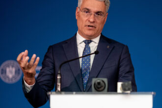 legea comunitatilor energetice ar putea fi adoptata peste doua zile dragos pislaru mergem in directia cea buna 690ae6851f92f