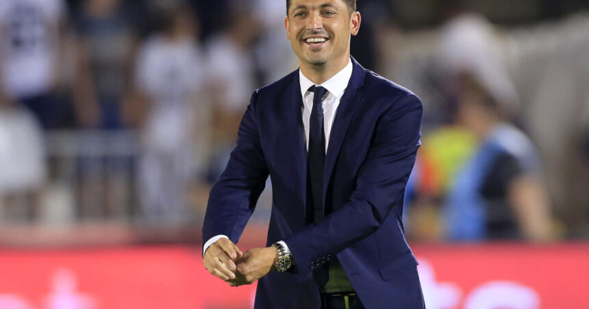 mirel radoi nu mai este antrenorul echipei universitatea craiova 6911e434254ea