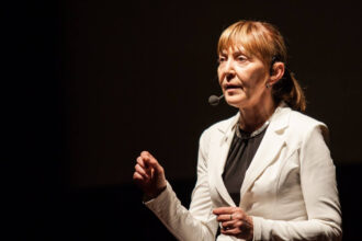 monica macovei fost ministru al justitiei despre pensiile magistratilor exista demisia daca nu iti mai convin conditiile de munca 691374fc62646