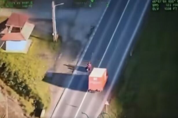 motociclist amendat cu 16 000 lei si ramas fara permis dupa ce a fost filmat din elicopter 690f62a536338