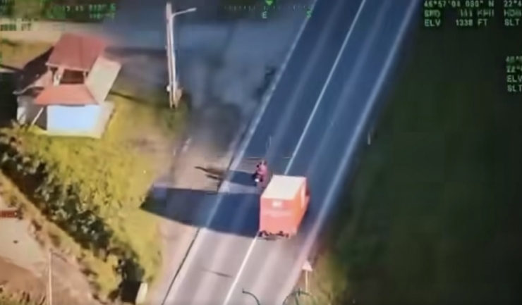 motociclist amendat cu 16 000 lei si ramas fara permis dupa ce a fost filmat din elicopter 690f62a536338