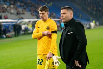 opinie s au batut singuri tarnovanu in black out caramavrov e consternat de erorile de amatori facute de fotbalistii fcsb ului 690d92cc93d61