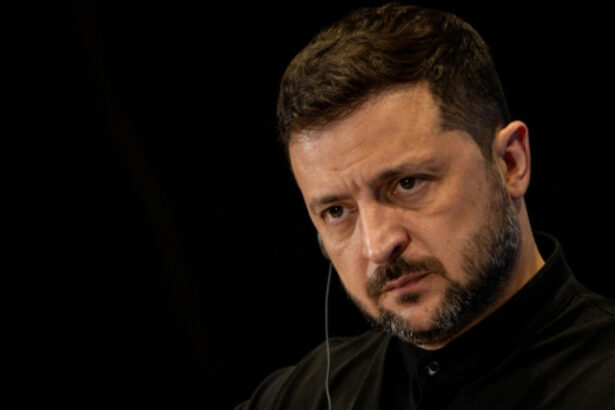 prima reactie a lui volodimir zelenski dupa ce fostul sau partener de afaceri a fugit din tara pentru a scapa de arest 69125bb410532