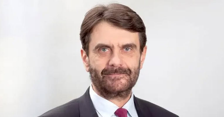 robert schwartz este de azi noul presedinte director general al radio romania 692823aa8f7a5