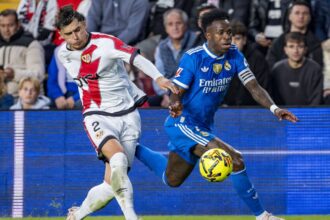 s a facut de ras ce i a spus vinicius lui ratiu inainte sa fie impachetat de fundasul roman 691370072831a