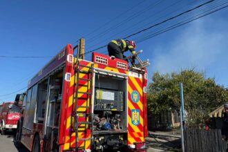 si a dat foc casei apoi a spus ca a fost urmarit si atacat de necunoscuti povestea incredibila a unui recidivist din mangalia condamnat la 3 ani de inchisoare 6913bce6cbb4a