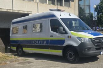 un barbat din harsova si a agresat fosta iubita ulterior a incalcat ordinul de protectie va sta 30 de zile la racoare 6909b0703b386