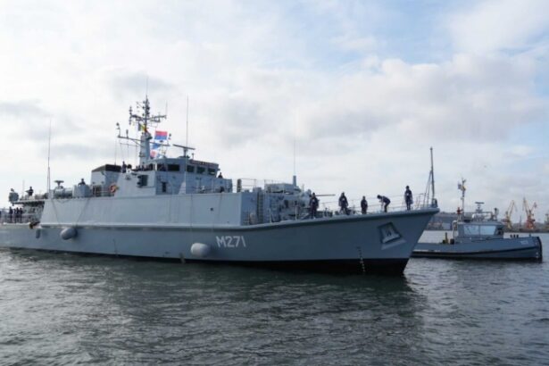 vanatorul de mine m 271 capitan constantin dumitrescu a ajuns la constanta 690914f2a20b1