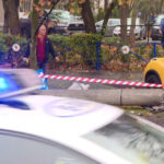 video accident grav in bucuresti un stalp de electricitate s a prabusit pe bulevard dupa ce o masina l a lovit in plin o persoana ranita 690efe705fdf6