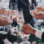 video anaf trece la controlul retelelor sociale sa caute masini de lux si poze de la saloane cu nunti sau petreceri nedeclarate 691373d80300a