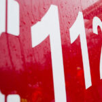 video apel fals la 112 un barbat s a trezit cu mascatii la poarta am auzit sirene au spus ca alergam sotia cu pusca prin curte 690f1704a2209