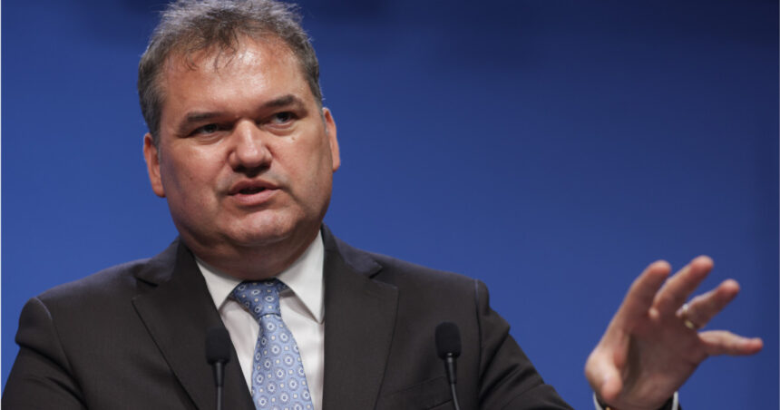 video coalitia pregateste masuri dure pentru romanii care nu si platesc taxele si amenzile explicatiile ministrului cseke attila 691447ec6b873