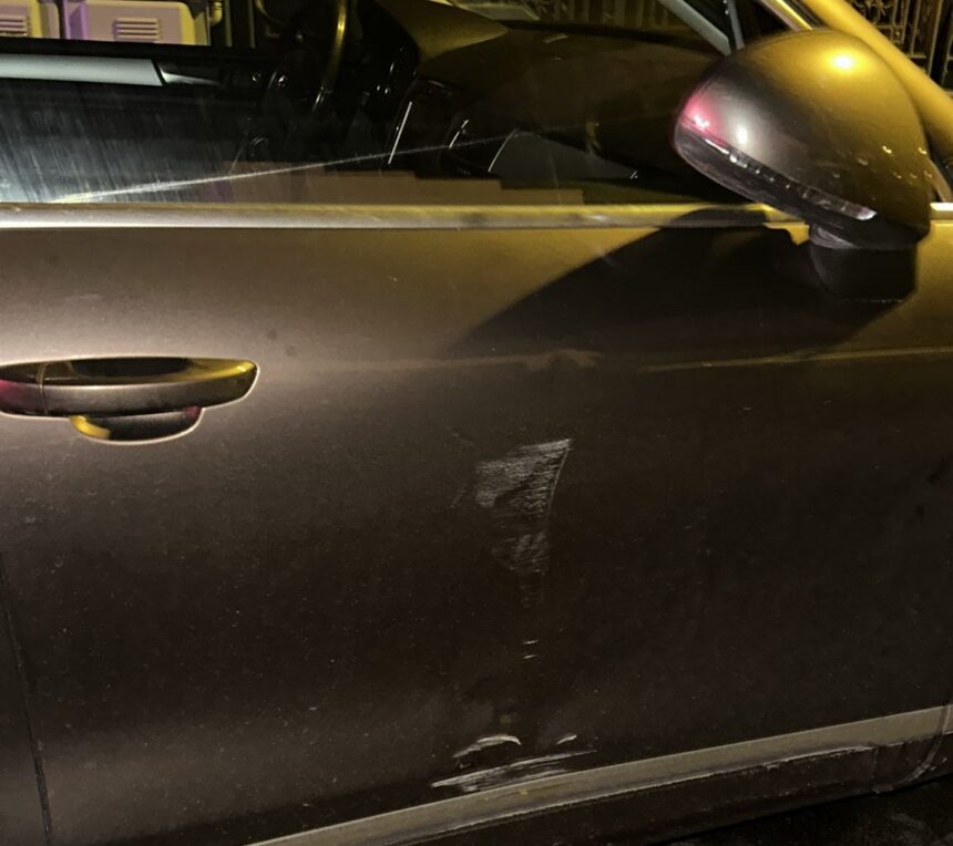 video constanta un sofer a lovit o masina parcata a refuzat testarea cu etilotestul si a luat politistii peste picior 6910944f056a3