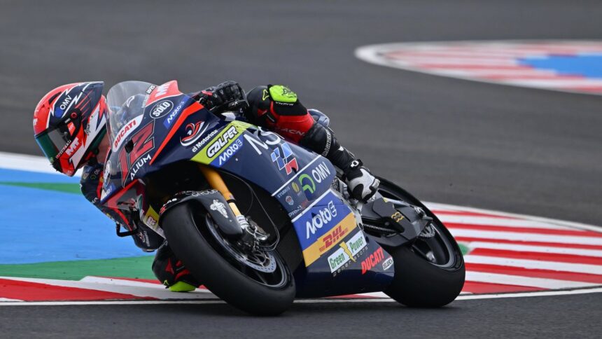 video moment istoric un roman s a clasat pe podium in mondialul de motociclism si viseaza sa ajunga in motogp 69123007d0681