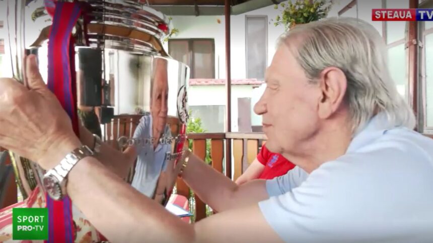 video momentul emotionat in care emerich ienei a sarutat cupa campionilor europeni dupa 35 de ani cuvintele marcante ale legendarului antrenor 690b2f1f58032