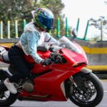 video motociclist teribilist pedepsit exemplar 2 ani fara permis pentru 13 depasiri pe linia continua 690f6a6505180