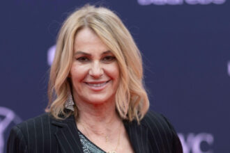 video nadia comaneci implineste astazi 64 de ani imaginile postate de zeita de la montreal 691499eb34119