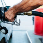 video noi scumpiri la pompa cat a ajuns sa coste un litru de benzina si de motorina 691351d4b8dfd