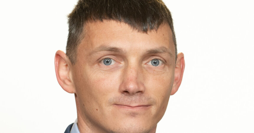 video paul pintea senatorul care si a falsificat cv ul a fost prins la volan fara permis condamnare la inchisoare pentru o fapta similara 690f2c1cb2c3c