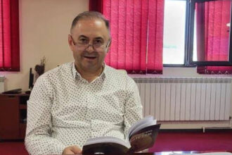 video pune in portbagaj cum se achita afaceristul care a ajuns in birou la bolojan fata de politicienii care il ajutau stenograme 690d7f4ca6eee