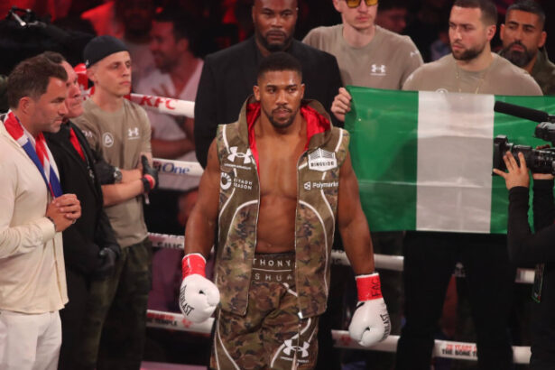 boxerul anthony joshua a fost ranit intr un accident rutier grav in nigeria doua persoane au murit 6952cb211c3fe